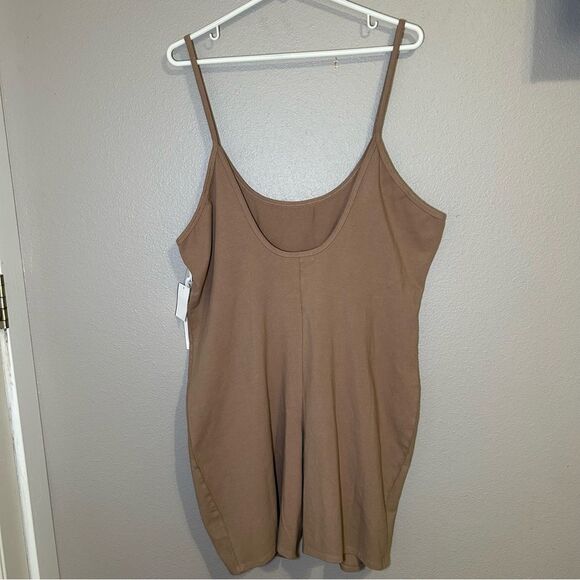 NEW Good American brown scoop back one piece biker romper women’s plus size 8 5X - Picture 8 of 10